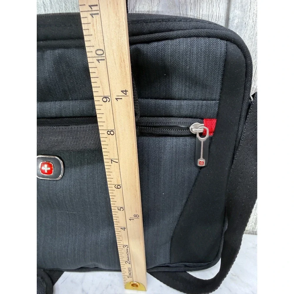 Wenger‎ SwissGear Black Laptop Messenger Bag Shoulder Briefcase Tech Case 14x11